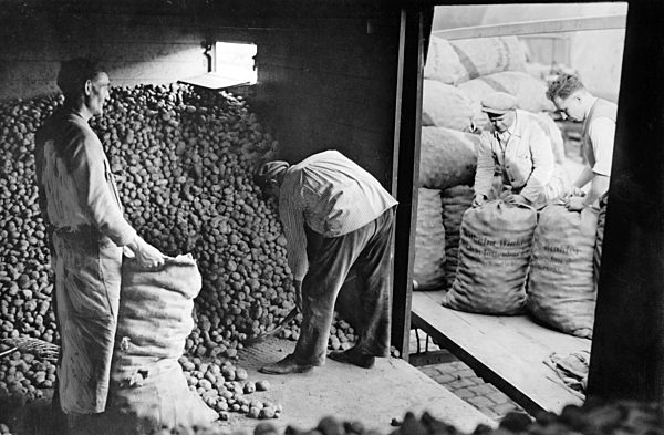 III. Reich - Winterhilfswerk 1938