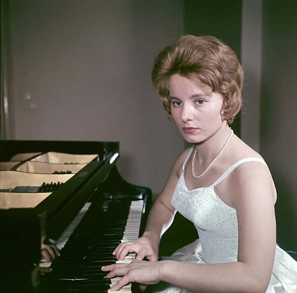 DDR - Eleonore Wikarski um 1962