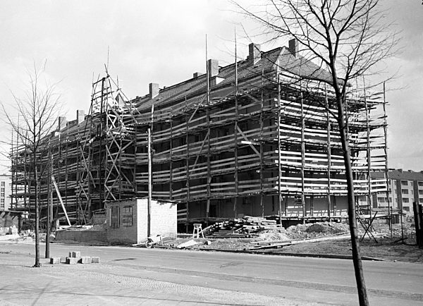 DDR - Wohnungsneubau Berlin 1955
