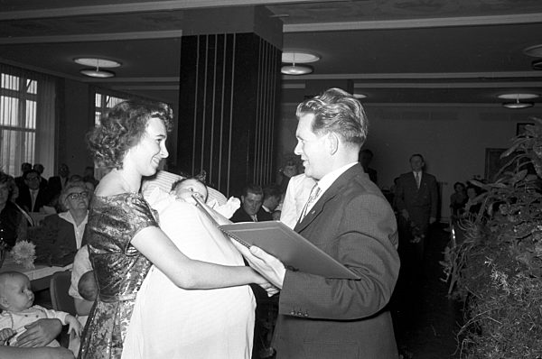 DDR - Namensweihe 1950er Jahre