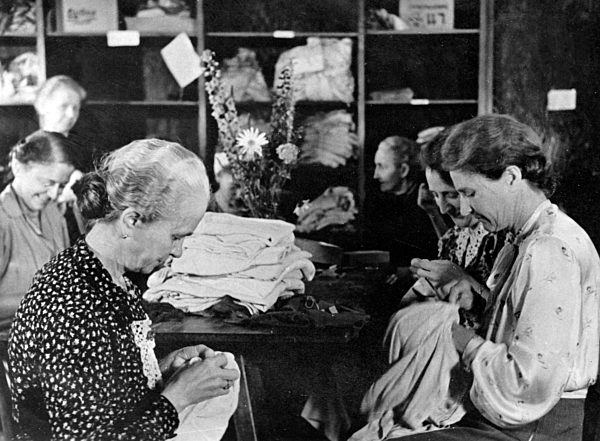 II. WK - NS-Frauenschaft 1944