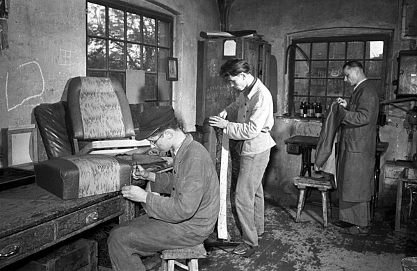 DDR - Fahrzeugbau um 1957