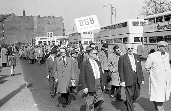 West-Berlin - Maidemonstration 1958