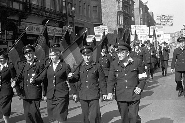 West-Berlin - Maidemonstration 1958