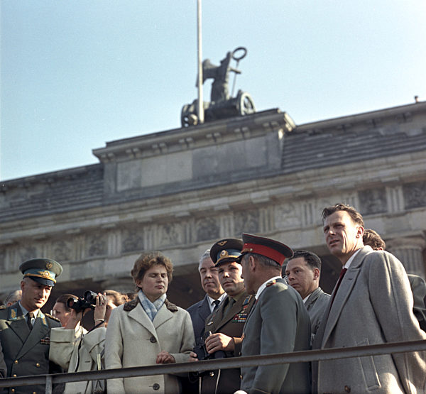 DDR - Tereschkowa und Gagarin 1963