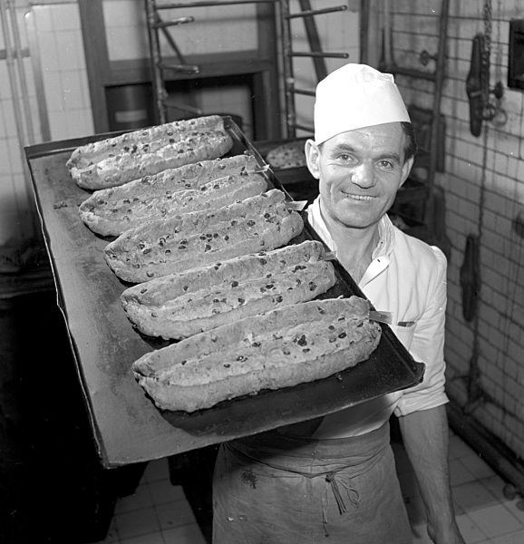 DDR - Dresdner Christstollen 1954