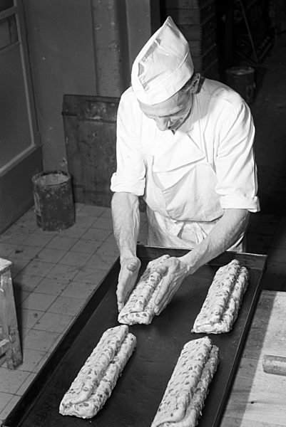 DDR - Dresdner Christstollen 1954