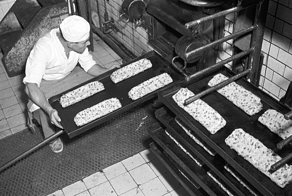 DDR - Dresdner Christstollen 1954