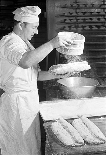 DDR - Dresdner Christstollen 1954