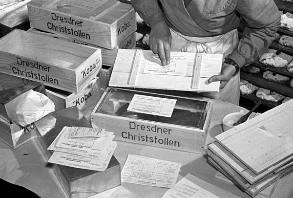 DDR - Dresdner Christstollen 1954