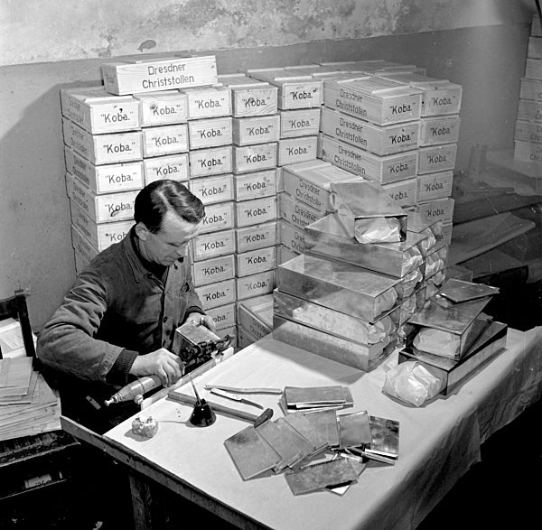 DDR - Dresdner Christstollen 1954