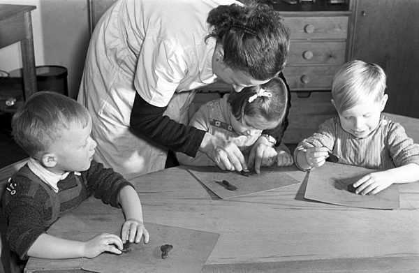 DDR - Kindergarten 1955