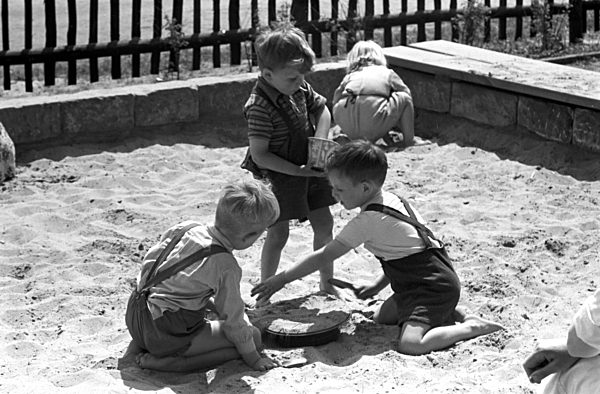 DDR - Stalinstadt 1954