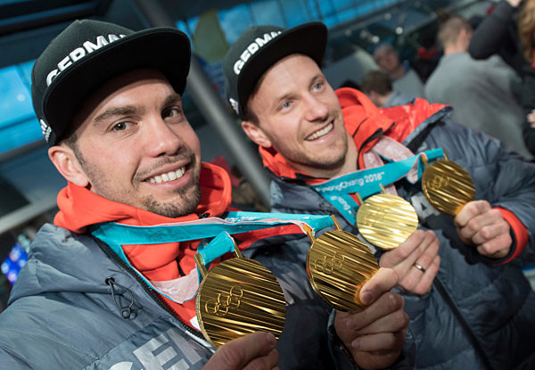 Deutsches Olympia-Team in Frankfurt gelandet