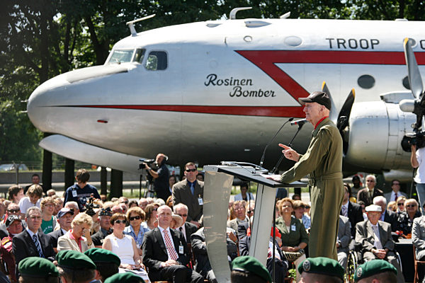 60 Jahre Luftbrücke - Gail Halvorsen