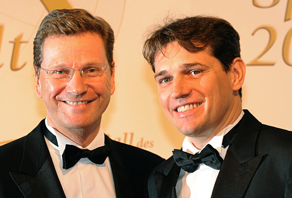"Sports Ball" - Westerwelle and Mronz