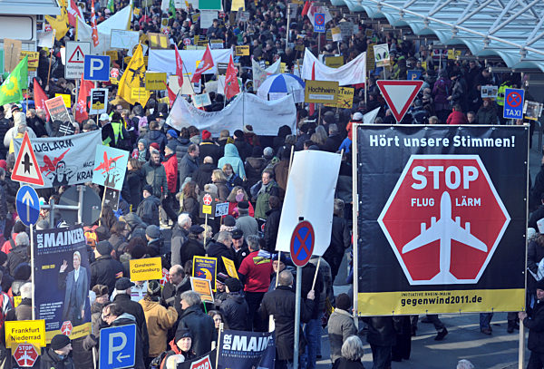 Protest gegen Fluglärm in Frankfurt