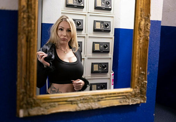 Tänzerin „Kate“ lebt in zwei Welten