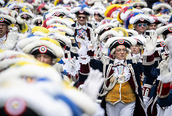 Rosenmontag am Rhein - Mainz