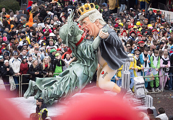 Rosenmontag am Rhein - Mainz