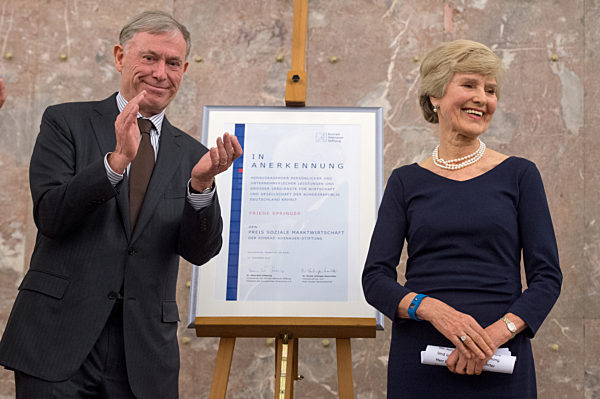 Auszeichnung für Friede Springer