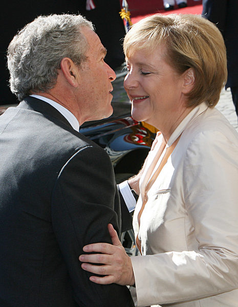Welcoming - Bush and Merkel