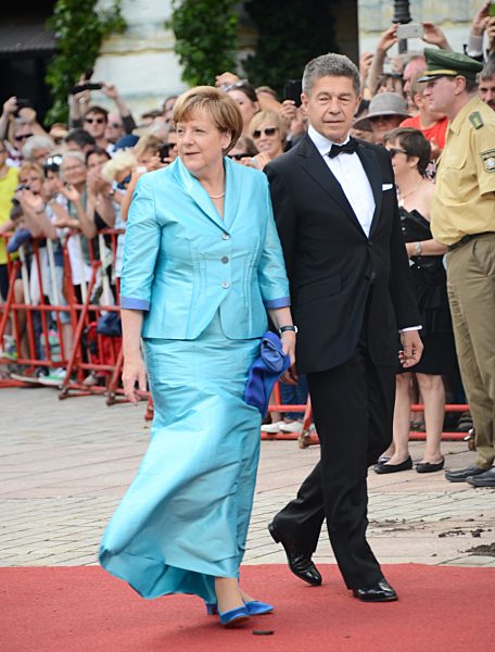 Bundeskanzlerin Angela Merkel, Ehemann Joachim Sauer
Eröffnung...