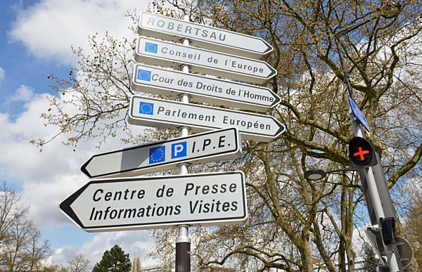 Wegweiser zu den Europaeischen Institutionen in Strassburg