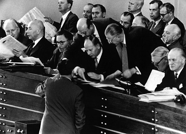 Bundestag passes conscription law