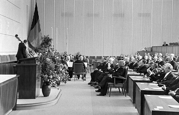 Feierstunde 10 Jahre Grundgesetz