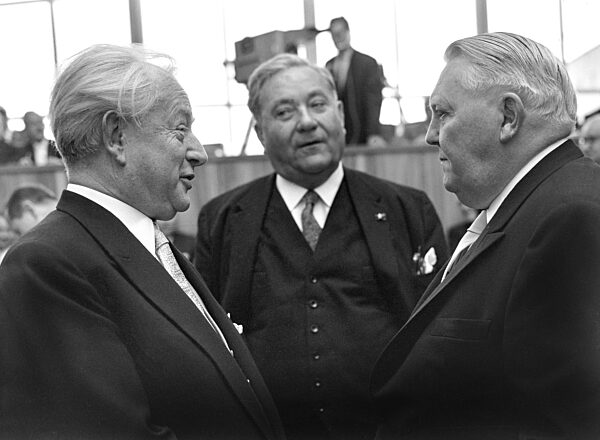 Feierstunde 10 Jahre Grundgesetz