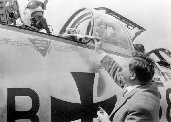 Ausbildungseinheit für den Starfighter 1960 in Dienst gestellt
