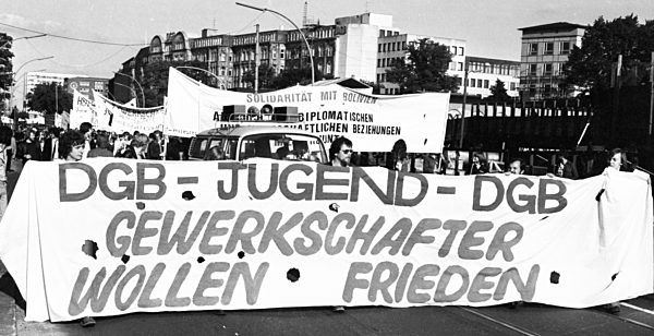 Demonstration of DGB youth 1980
