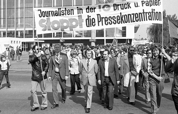 The DGB central event on 1 May 1975