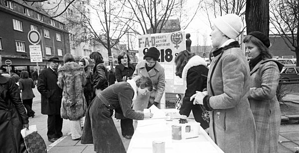 Protest against Â§ 218 - 1975