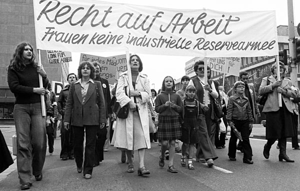 Women demand equal pay - 1978