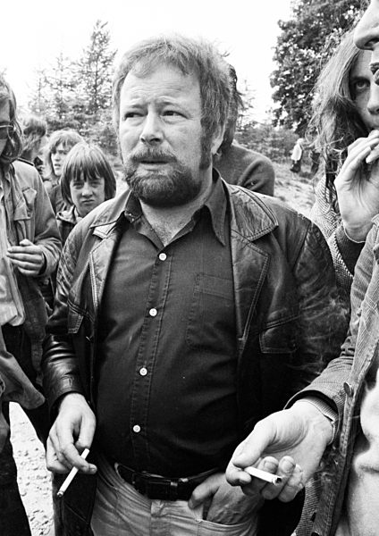 First protests against noise and bombs  1973