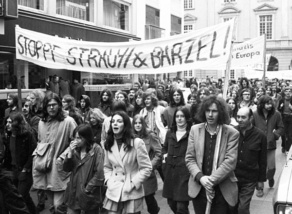 Demonstration for the ratification of the Eastern Treaties 1972