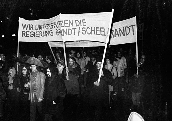 Demonstration for SPD/FDP government 1972