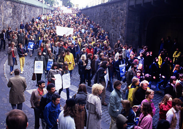 300.000 Gegner der atomaren Aufruestung 1981