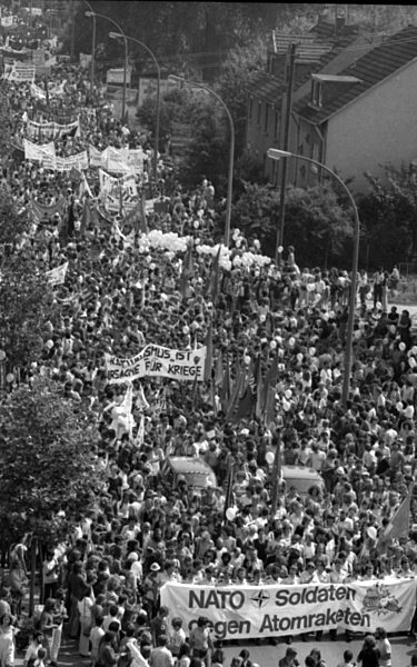 Ereignisse und Menschen 1982