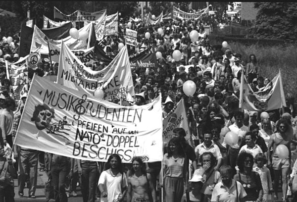 Ereignisse und Menschen 1982