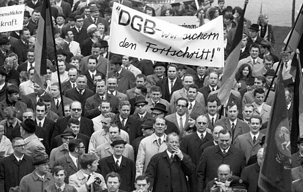 Maidemonstrations 1963-1971