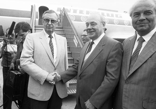 Talks of FDGB and DGB