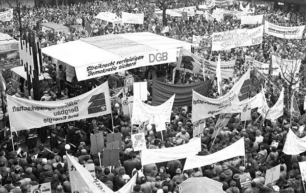 against an alteration of the right to strike