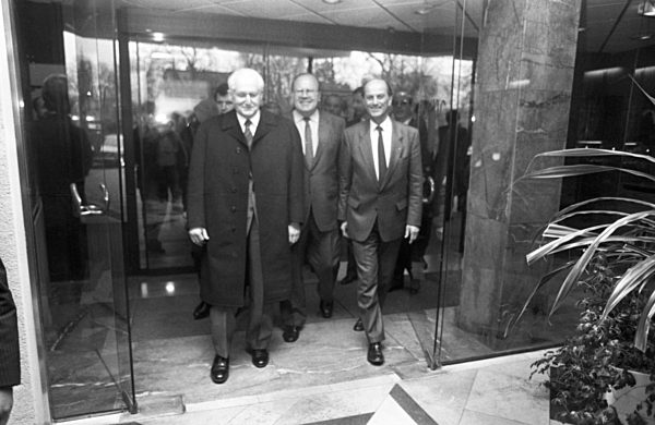 The visit of the SED economic experts GüntherMittag