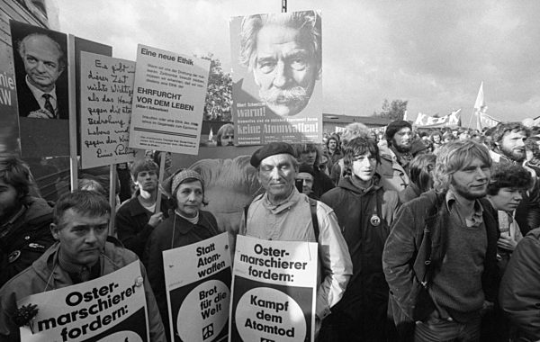 300.000 bei Friedensdemonstration in Bonn 1981