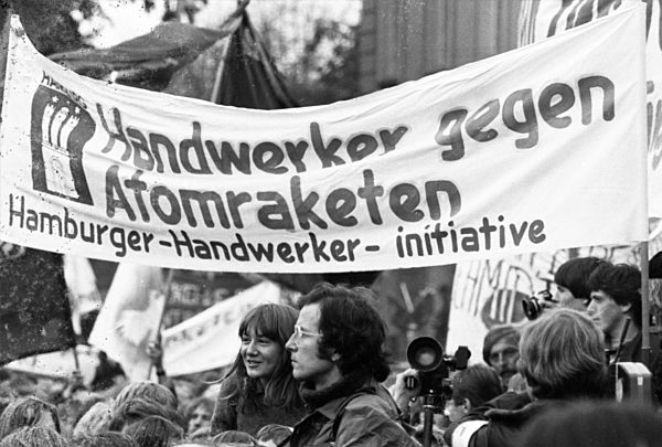 300.000 bei Friedensdemonstration in Bonn 1981
