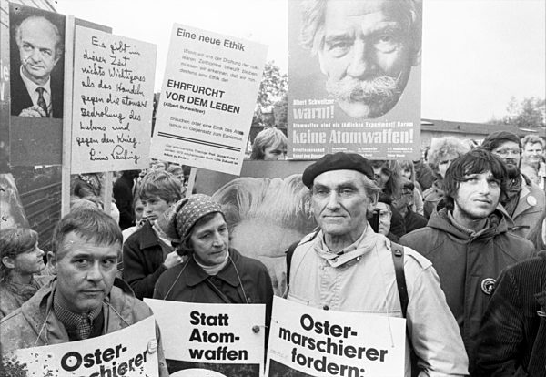 300.000 bei Friedensdemonstration in Bonn 1981