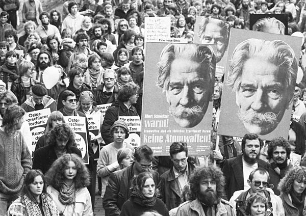 300.000 bei Friedensdemonstration in Bonn 1981